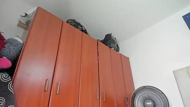 Nicole nylee online show from 5, 2, 2026