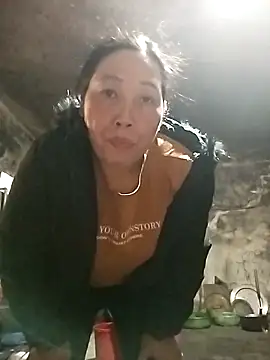 Snapshot of Lai005 chatting on 23, 12, 2025 Lai005 online show from 23, 12, 2025