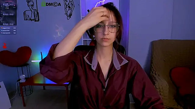 lau ra queen online show from 28, 11, 2025