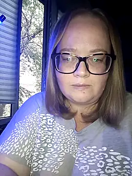 Snapshot of LillyWilly chatting on 1, 10, 2025 LillyWilly online show from 1, 10, 2025