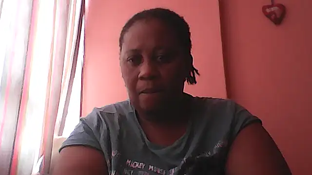 Snapshot of HUGEASSXXXXX chatting on 7, 10, 2025 HUGEASSXXXXX online show from 7, 10, 2025
