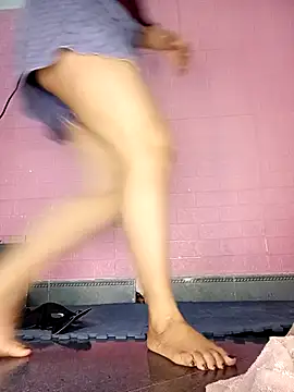 Snapshot of Rose_194 chatting on 16, 10, 2025 Rose 194 online show from 16, 10, 2025