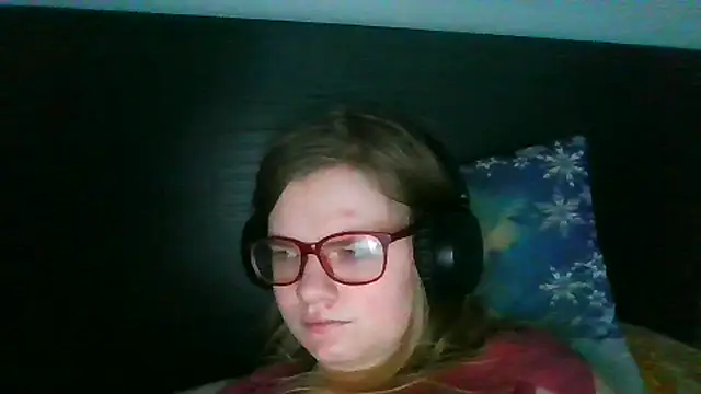 Moonolighta online show from 31, 10, 2025