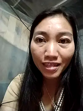 Snapshot of PhienPhien chatting on 6, 10, 2025 PhienPhien online show from 6, 10, 2025