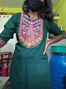 Honey rosetamil online show from 11, 6, 2026