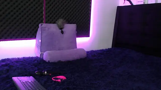 karlamoon23 online show from 29, 11, 2025