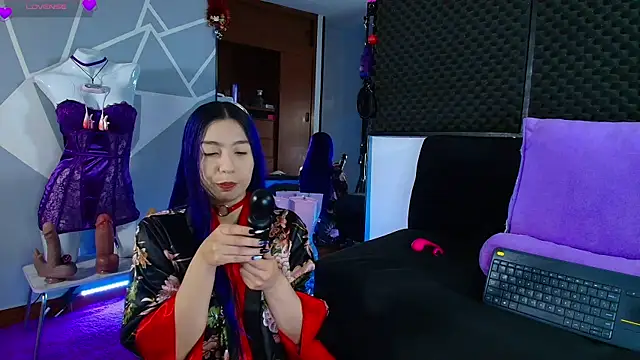 karlamoon23 online show from 19, 6, 2026