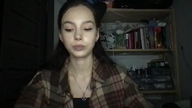 Yuna5343 online show from 13, 9, 2025