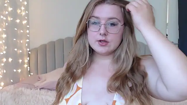 Snapshot of AgnesRoseCams chatting on 18, 6, 2026 AgnesRoseCams online show from 18, 6, 2026