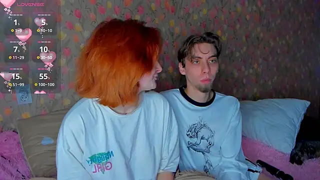 Squirrel Bunny online show from 17, 12, 2025