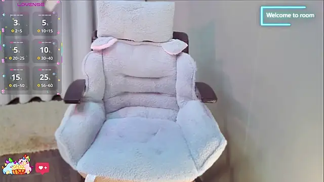 Snapshot of LINLIN-2025 chatting on 19, 10, 2025 LINLIN-2025 online show from 19, 10, 2025