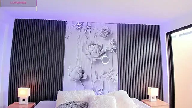 Snapshot of ShaniaDaniels chatting on 5, 1, 2026 ShaniaDaniels online show from 5, 1, 2026