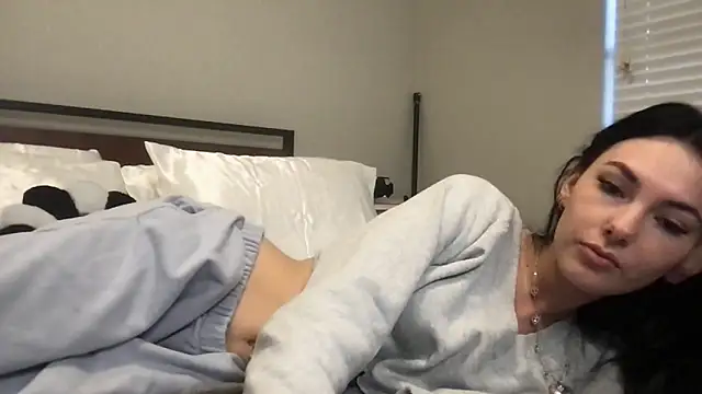 HeyHannah  online show from 7, 2, 2026