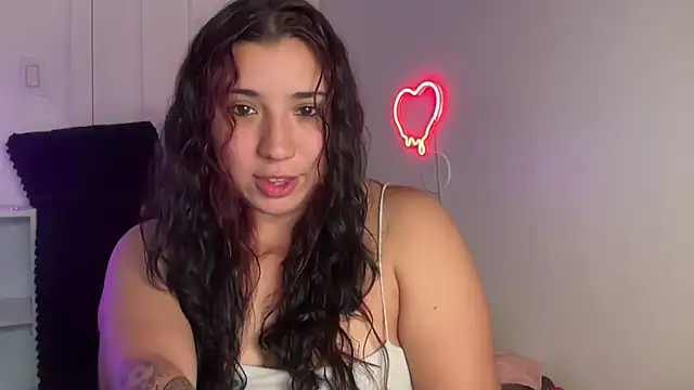 Snapshot of nina_lovez chatting on 24, 10, 2025 nina lovez online show from 24, 10, 2025