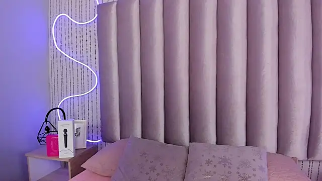 SamanthaPeachss online show from 8, 1, 2026