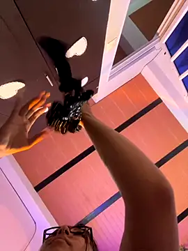 Snapshot of emilysofiia chatting on 4, 10, 2025 emilysofiia online show from 4, 10, 2025