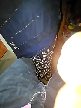 Snapshot of indianhotwife639 chatting on 19, 11, 2025 indianhotwife639 online show from 19, 11, 2025