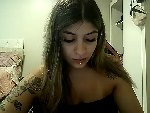 Becca B online show from 6, 2, 2026