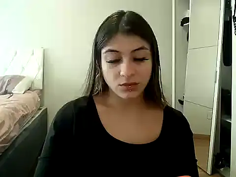 Becca B online show from 3, 5, 2026