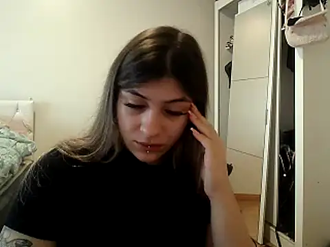Becca B online show from 8, 5, 2026