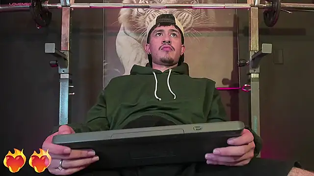 DimitriDeluxe online show from 1, 11, 2025