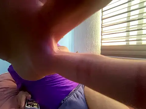 Alexitho25 online show from 3, 10, 2025