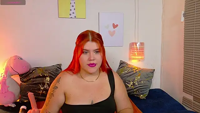 thewoman subservient online show from 9, 9, 2025