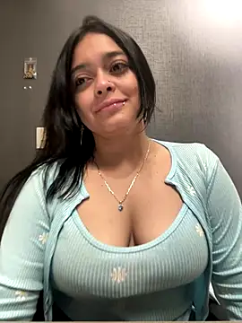 Emily Rivers  online show from 17, 11, 2025