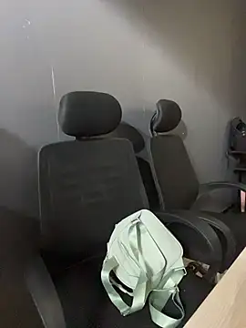 Emily Rivers  online show from 19, 2, 2026