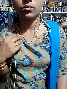 Snapshot of Varsha21 chatting on 16, 9, 2025 Varsha21 online show from 16, 9, 2025