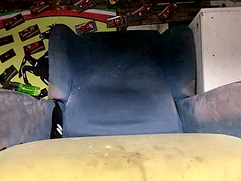 Snapshot of lovehairymature90 chatting on 30, 9, 2025 lovehairymature90 online show from 30, 9, 2025