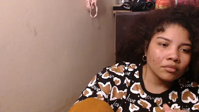 Snapshot of madelene chatting on 17, 11, 2025 madelene online show from 17, 11, 2025