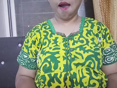 Snapshot of Rushali_69 chatting on 23, 11, 2025 Rushali 69 online show from 23, 11, 2025