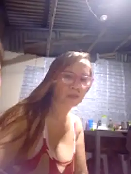 Snapshot of SexyHottMom chatting on 23, 10, 2025 SexyHottMom online show from 23, 10, 2025