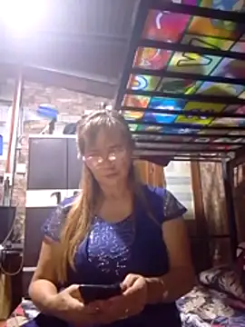 Snapshot of SexyHottMom chatting on 18, 1, 2026 SexyHottMom online show from 18, 1, 2026