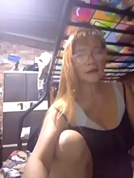 Snapshot of SexyHottMom chatting on 19, 1, 2026 SexyHottMom online show from 19, 1, 2026