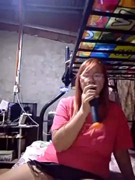 Snapshot of SexyHottMom chatting on 6, 2, 2026 SexyHottMom online show from 6, 2, 2026