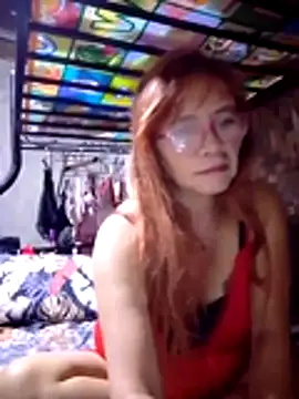 Snapshot of SexyHottMom chatting on 24, 2, 2026 SexyHottMom online show from 24, 2, 2026