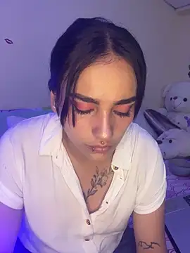 Snapshot of MiaRousexxx_ chatting on 4, 10, 2025 MiaRousexxx online show from 4, 10, 2025