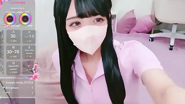 Reina Fcup online show from 19, 4, 2026