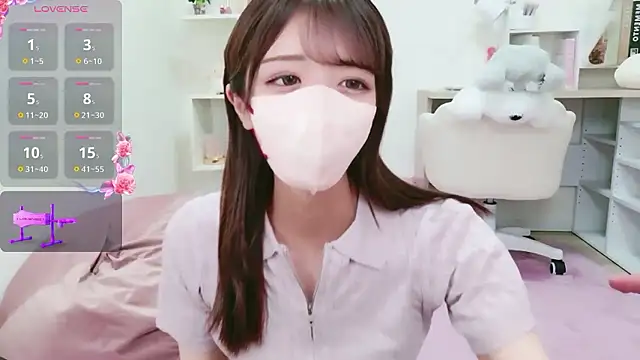 Reina Fcup online show from 20, 4, 2026