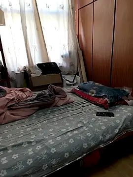 huanhuanaaaaa online show from 4, 12, 2025