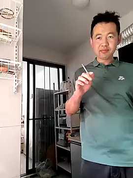 Snapshot of huanhuanaaaaa chatting on 9, 4, 2026 huanhuanaaaaa online show from 9, 4, 2026