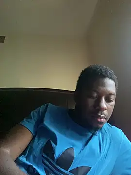 Snapshot of ThickDic28 chatting on 19, 4, 2026 ThickDic28 online show from 19, 4, 2026