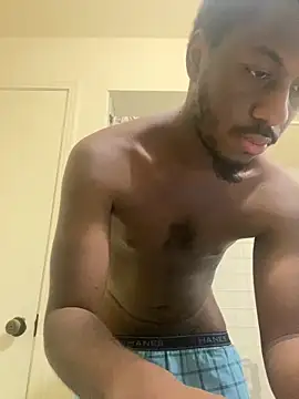 Snapshot of ThickDic28 chatting on 7, 5, 2026 ThickDic28 online show from 7, 5, 2026