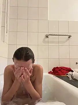 Emilia Mausi online show from 7, 10, 2025