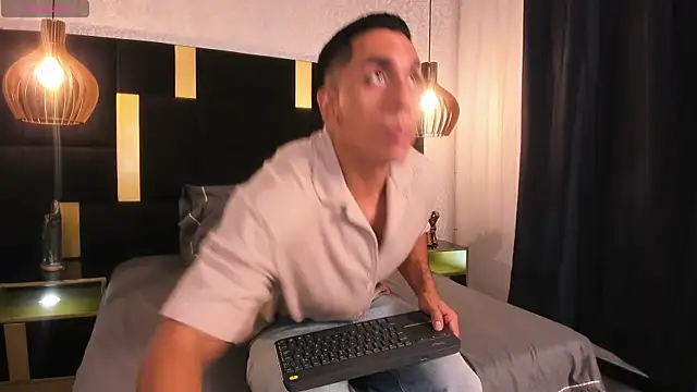 Lucio  Fox online show from 13, 5, 2026