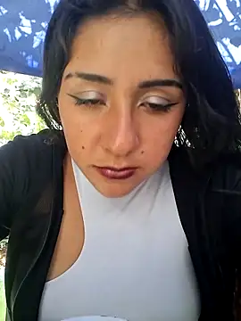 CAROLINE  07 online show from 25, 9, 2025