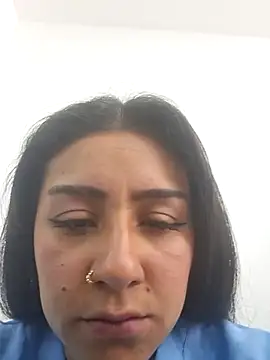 CAROLINE  07 online show from 7, 1, 2026