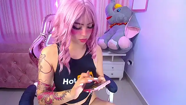 Snapshot of Rainbowlover_ch chatting on 1, 10, 2025 Rainbowlover ch online show from 1, 10, 2025